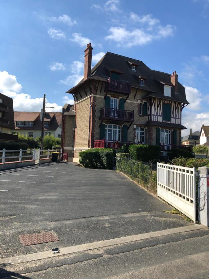 L Oceanide Apartment Bénerville-sur-Mer Exterior photo